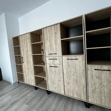 Modern Cu O Apartment *