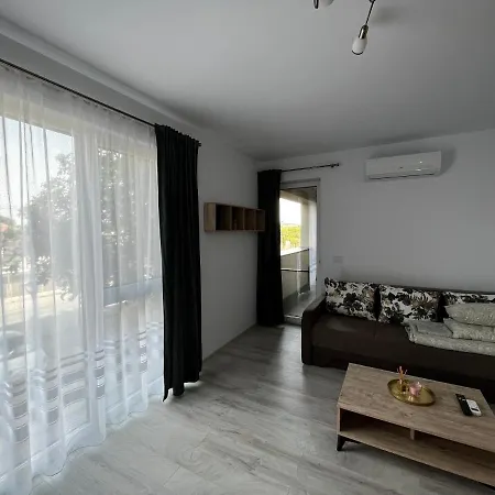 Modern Cu O Apartment *