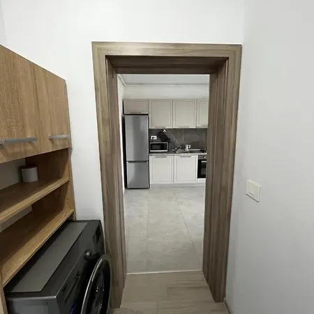 Modern Cu O Apartment *